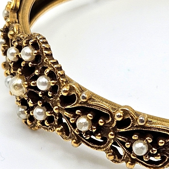 VINTAGE Seed Peal Gold Plated Ornate Bangle Bracelet Victorian Style - Picture 2 of 6